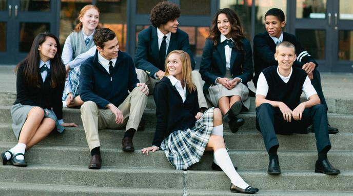 Should Students Wear Uniforms in School?